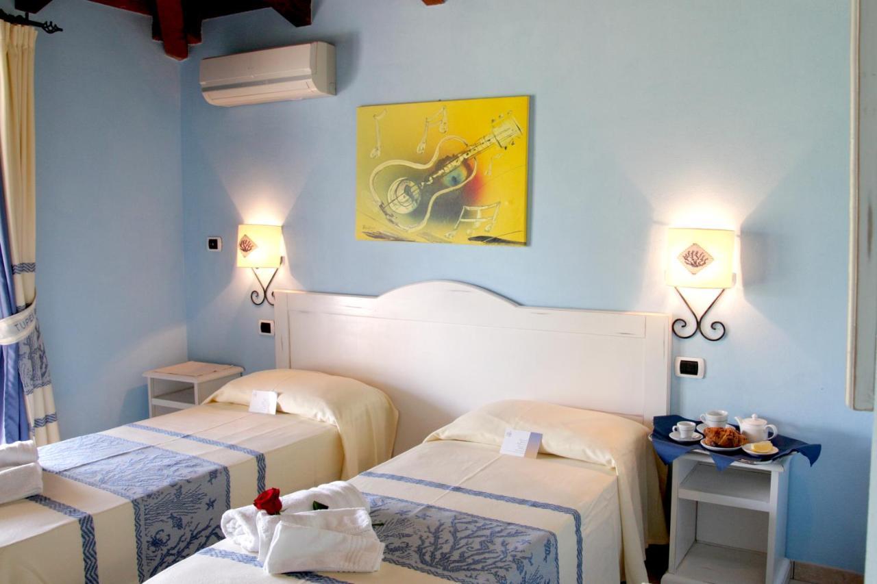 Hotel Tupei Калазета Екстериор снимка